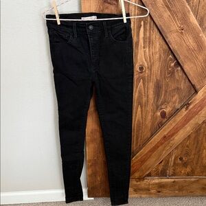 Levi's Women's Black Skinny Jeans